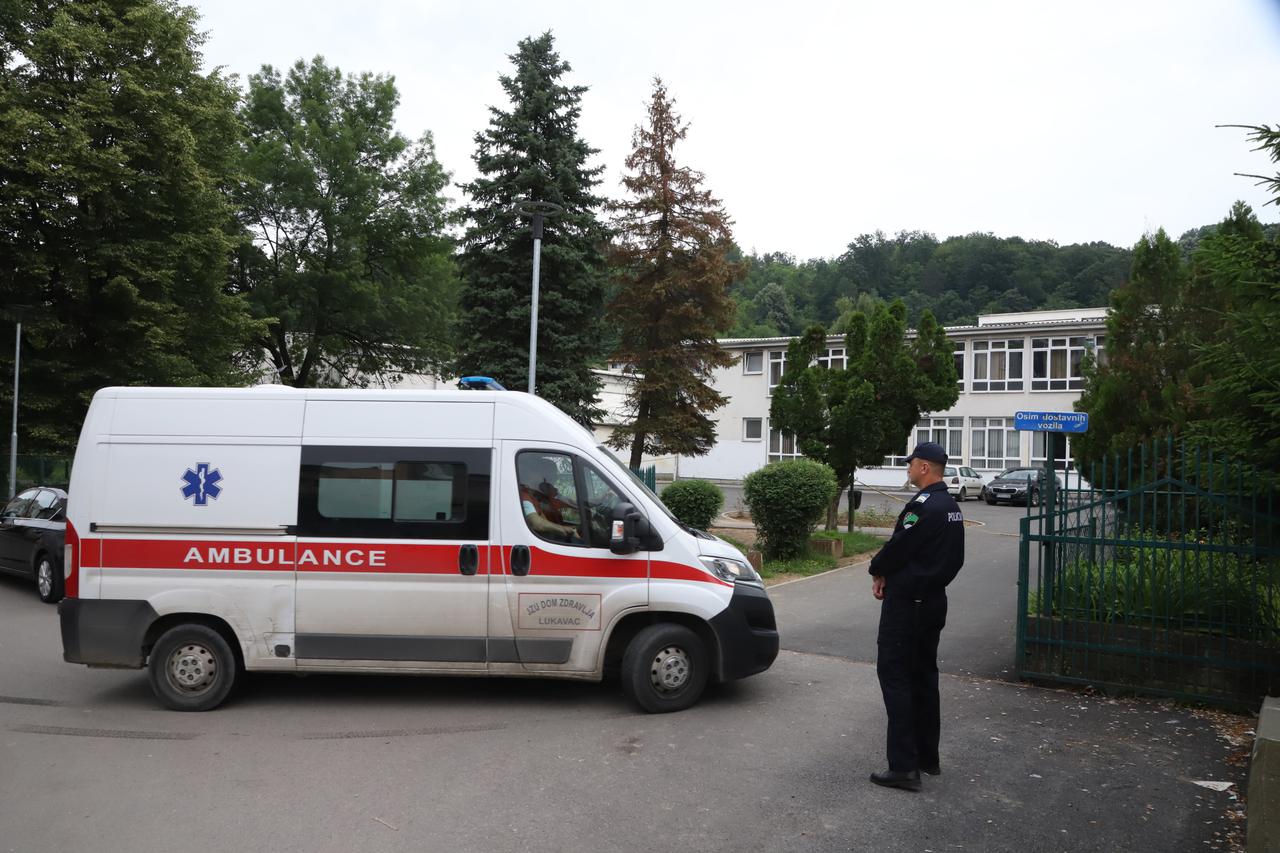 BiH: Učenik upucao nastavnika u školi kod Tuzle, uhićen je
