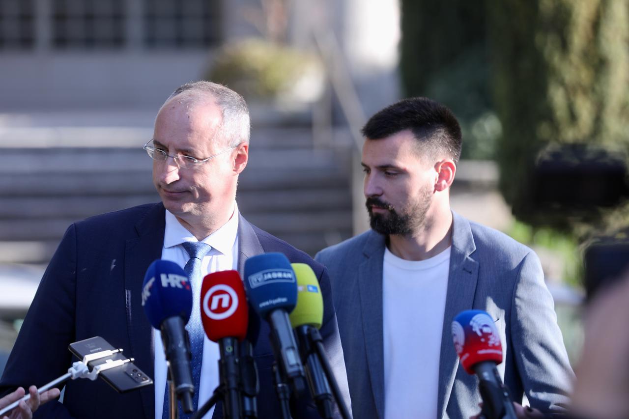 Split: Puljak i Ivošević na konferenciji govorili o jučerašnjem napadu na Bojana Ivoševića