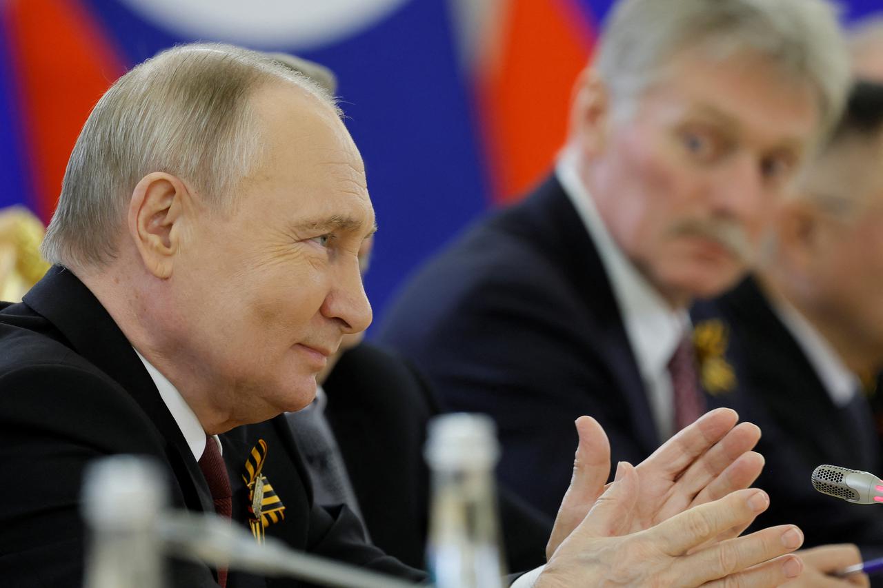 Russia's President Vladimir Putin meets Laos' President Thongloun Sisoulith in Moscow